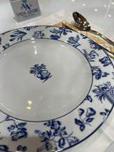 Carregar imagem no visualizador da galeria, Prato Vista Alegre Castelo Branco – Porcelana Portuguesa de Luxo e Tradição