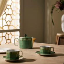 Carregar imagem no visualizador da galeria, Xícara de Chá Swarovski Verde