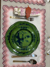 Carregar imagem no visualizador da galeria, Prato Sobremesa Oriente Italiano Malachite
