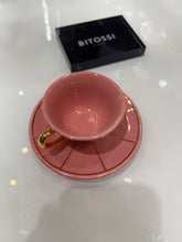 Carregar imagem no visualizador da galeria, Xícara de Café Rosa Vintage
