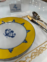 Carregar imagem no visualizador da galeria, Prato Vista Alegre Castelo Branco – Porcelana Portuguesa de Luxo e Tradição
