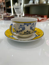 Carregar imagem no visualizador da galeria, Xícara de Chá Vista Alegre Castelo Branco | Porcelana Portuguesa
