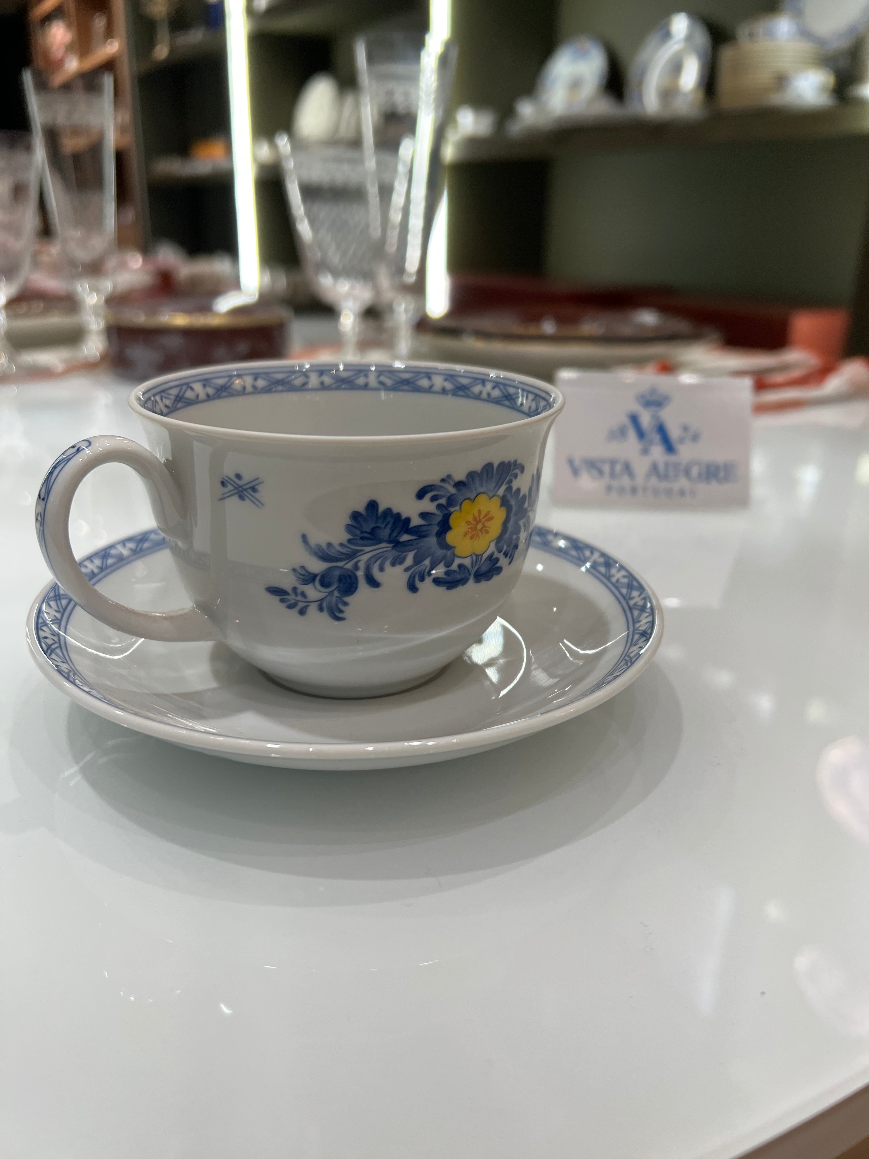 Xícara de Chá Vista Alegre Castelo Branco | Porcelana Portuguesa