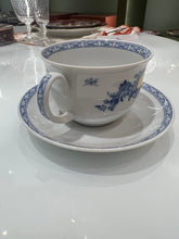 Carregar imagem no visualizador da galeria, Xícara de Chá Vista Alegre Castelo Branco | Porcelana Portuguesa
