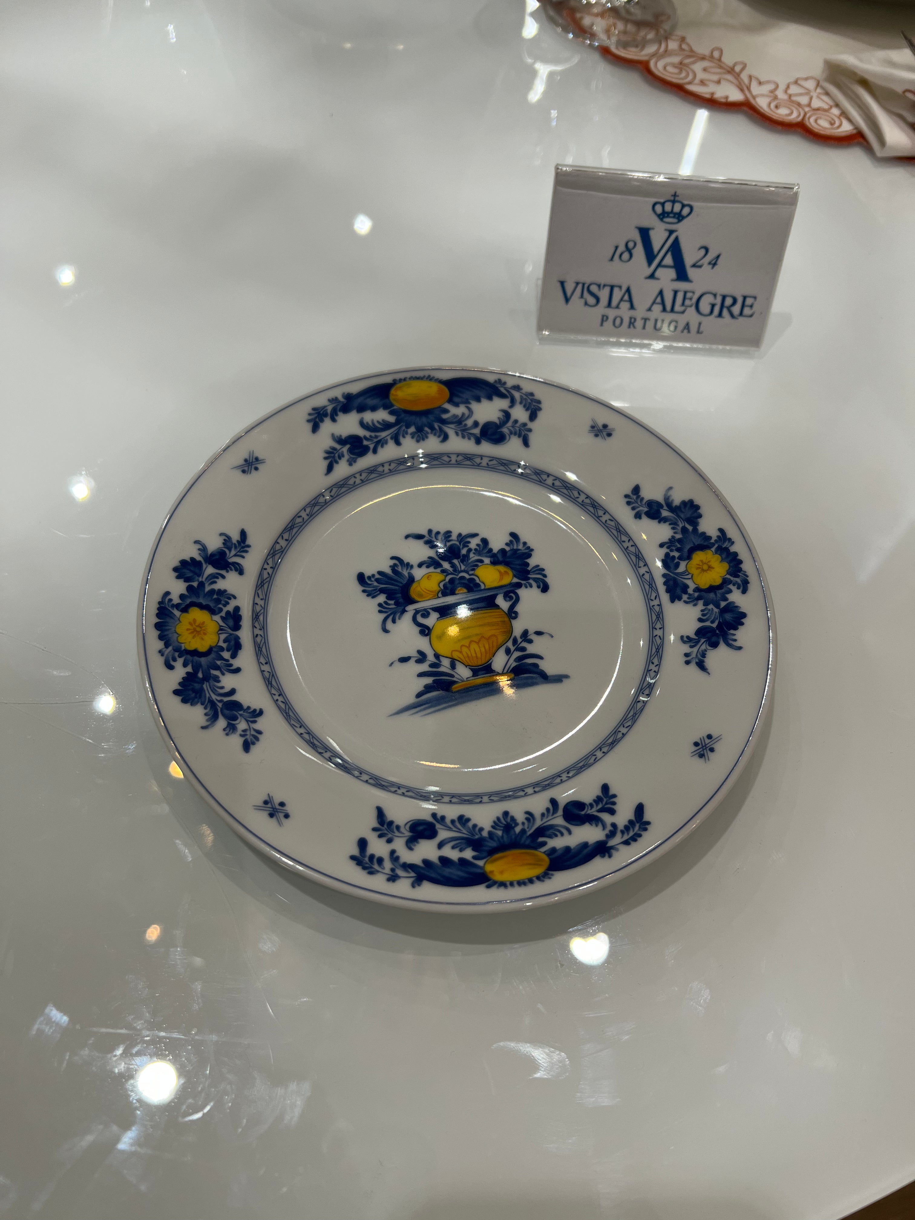 Prato Vista Alegre Castelo Branco – Porcelana Portuguesa de Luxo e Tradição