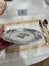 Carregar imagem no visualizador da galeria, Prato Vista Alegre Castelo Branco – Porcelana Portuguesa de Luxo e Tradição
