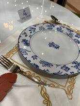 Carregar imagem no visualizador da galeria, Prato Vista Alegre Castelo Branco – Porcelana Portuguesa de Luxo e Tradição
